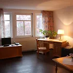 호텔 Ostseehotel Kluetzer Winkel 3*