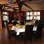 Ostseehotel Kluetzer Winkel 호텔 Hohen Schoenberg