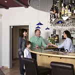 Ostseehotel Kluetzer Winkel 호텔 Hohen Schoenberg