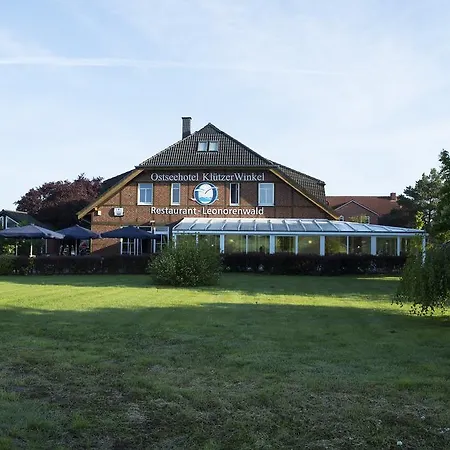 호텔 Ostseehotel Kluetzer Winkel