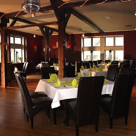 Ostseehotel Kluetzer Winkel ホテル Hohen Schönberg